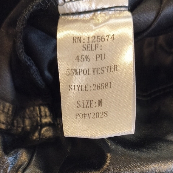 Good Time USA Women's Black Wide Leg Jumpsuit, NWT , Size M - Picture 8 of 8